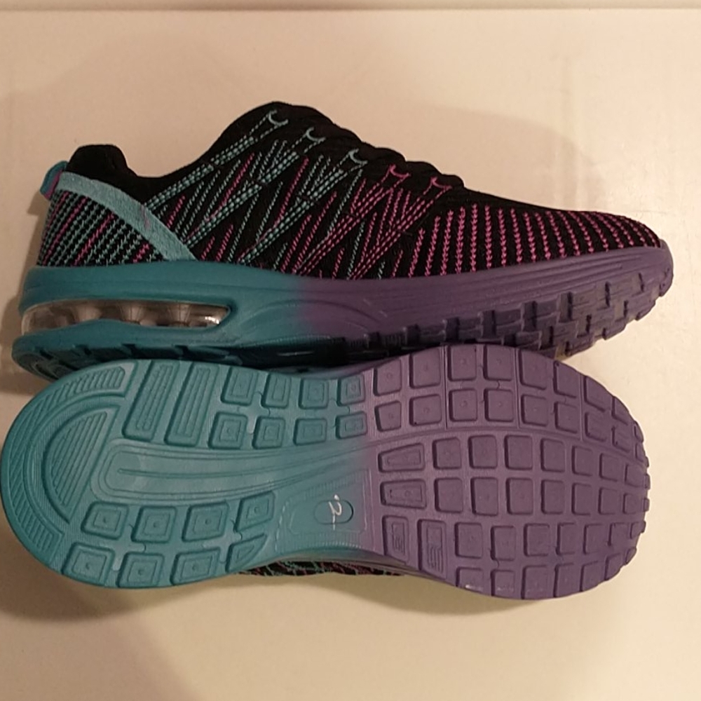💄 Omega Walk Gym Shoes